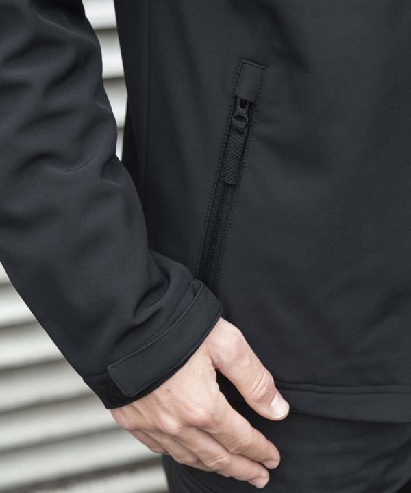 pro rtx rx500 pro two layer softshell jacket lifestyle (6)