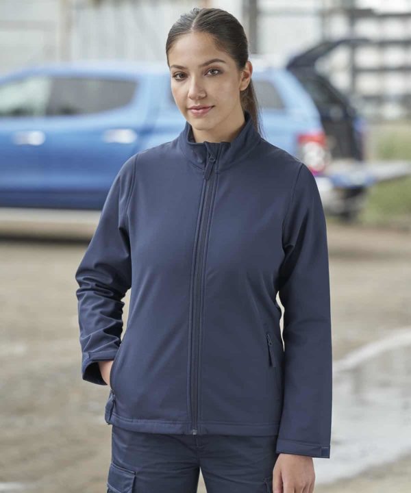 pro rtx rx500f ladies pro two layer softshell jacket lifestyle (5)