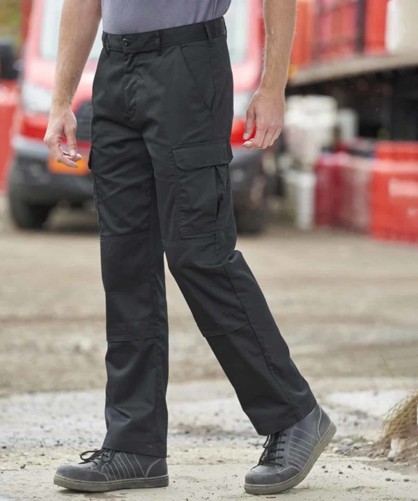 pro rtx rx600 pro workwear cargo trousers lifestyle (2)
