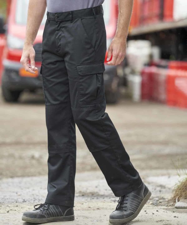 pro rtx rx600 pro workwear cargo trousers lifestyle (4)