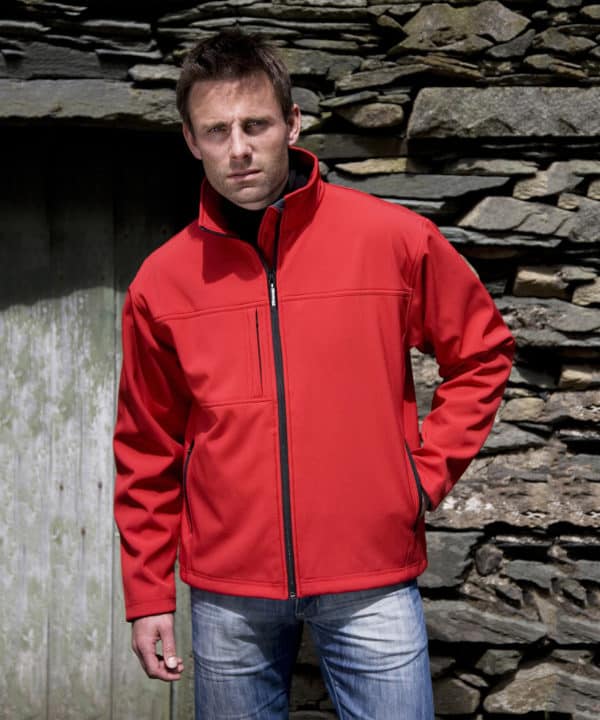 result rs121m classic softshell jacket lifestyle (2)
