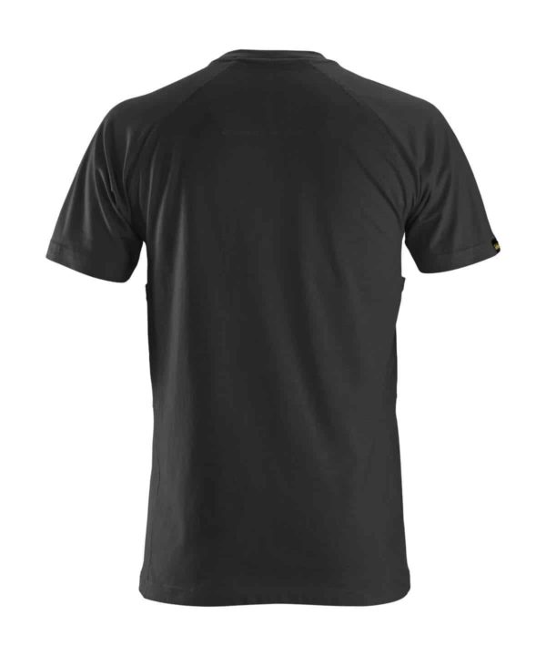 snickers 2504 multipockets t shirt lifestyle (1)
